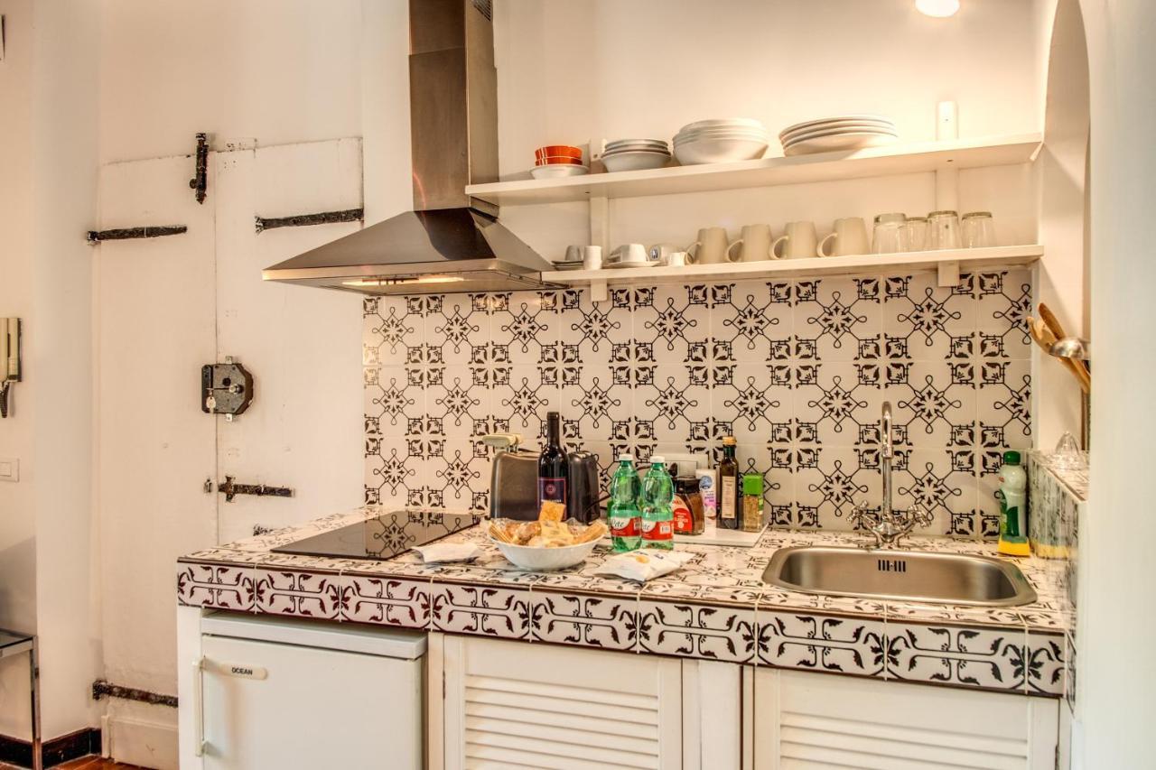 Lovely Flat In The Heart Of Trastevere Rom Exterior foto