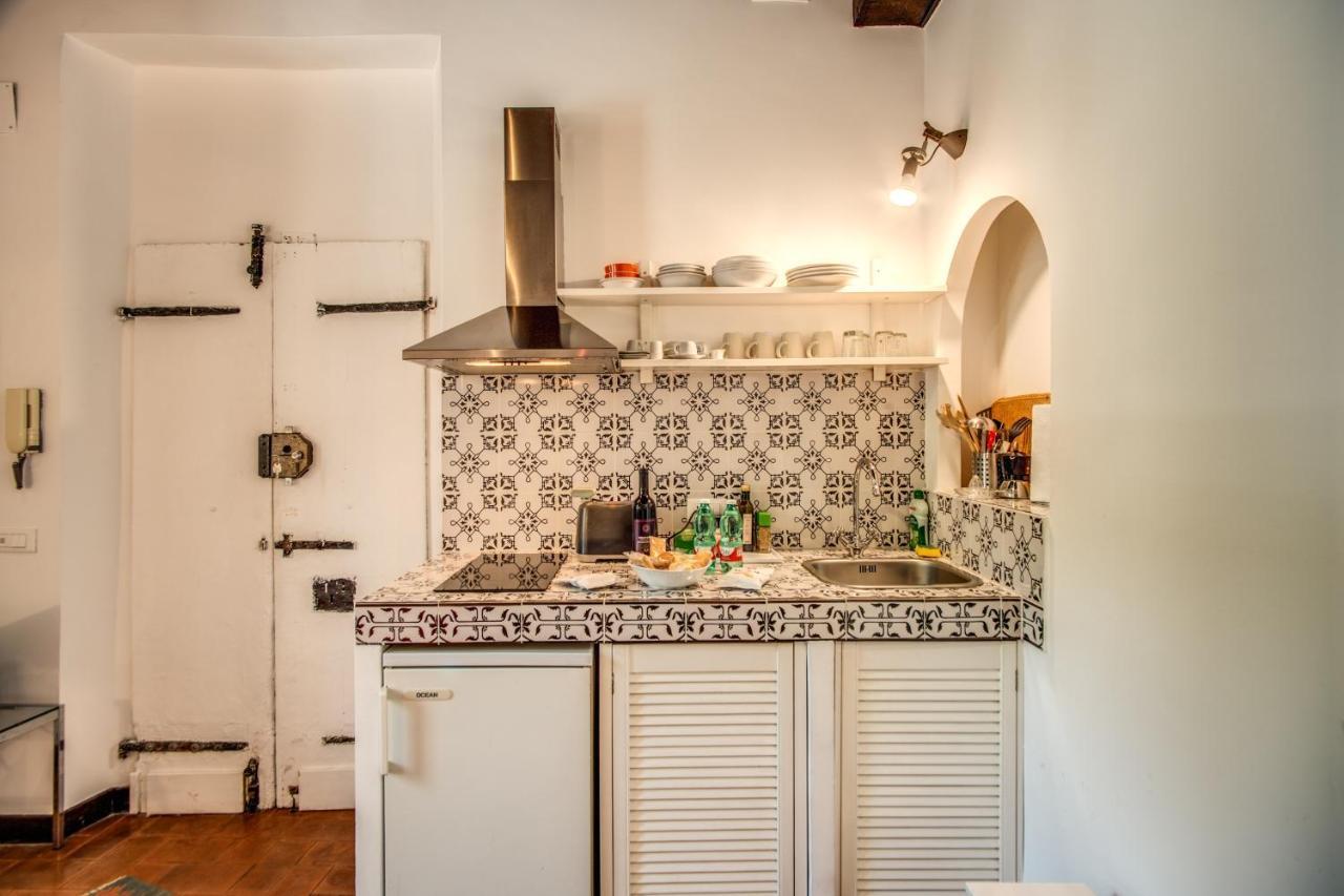 Lovely Flat In The Heart Of Trastevere Rom Exterior foto