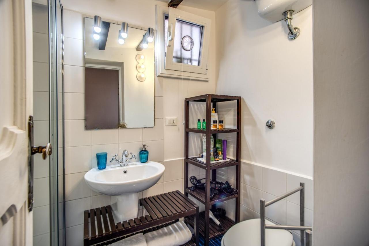 Lovely Flat In The Heart Of Trastevere Rom Exterior foto